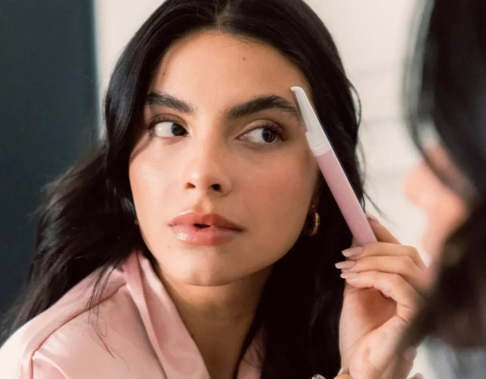 5 Errores de Depilación Facial que están Arruinando tu Piel (y Cómo Solucionarlos)