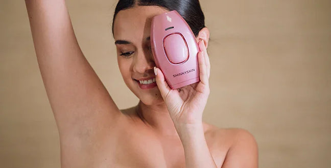 Logra una depilación de cuerpo completo con la depiladora permanente de ShinnySkin